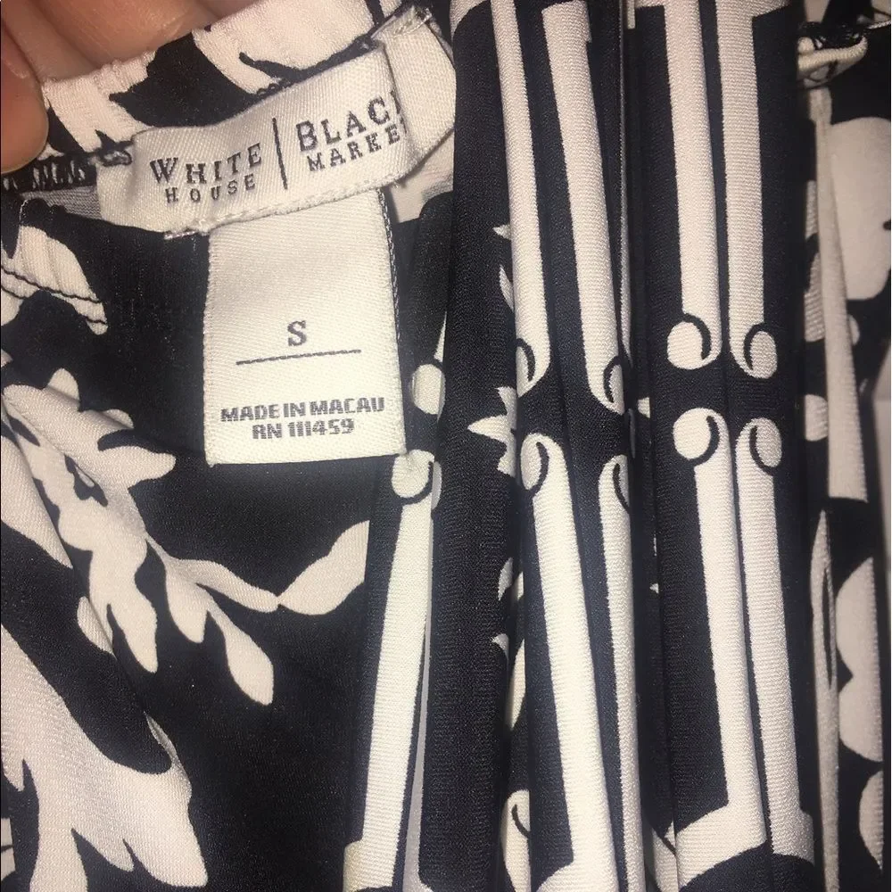 White House Black market halter Chic Black & White High Neck Halter Top - Picture 3 of 3